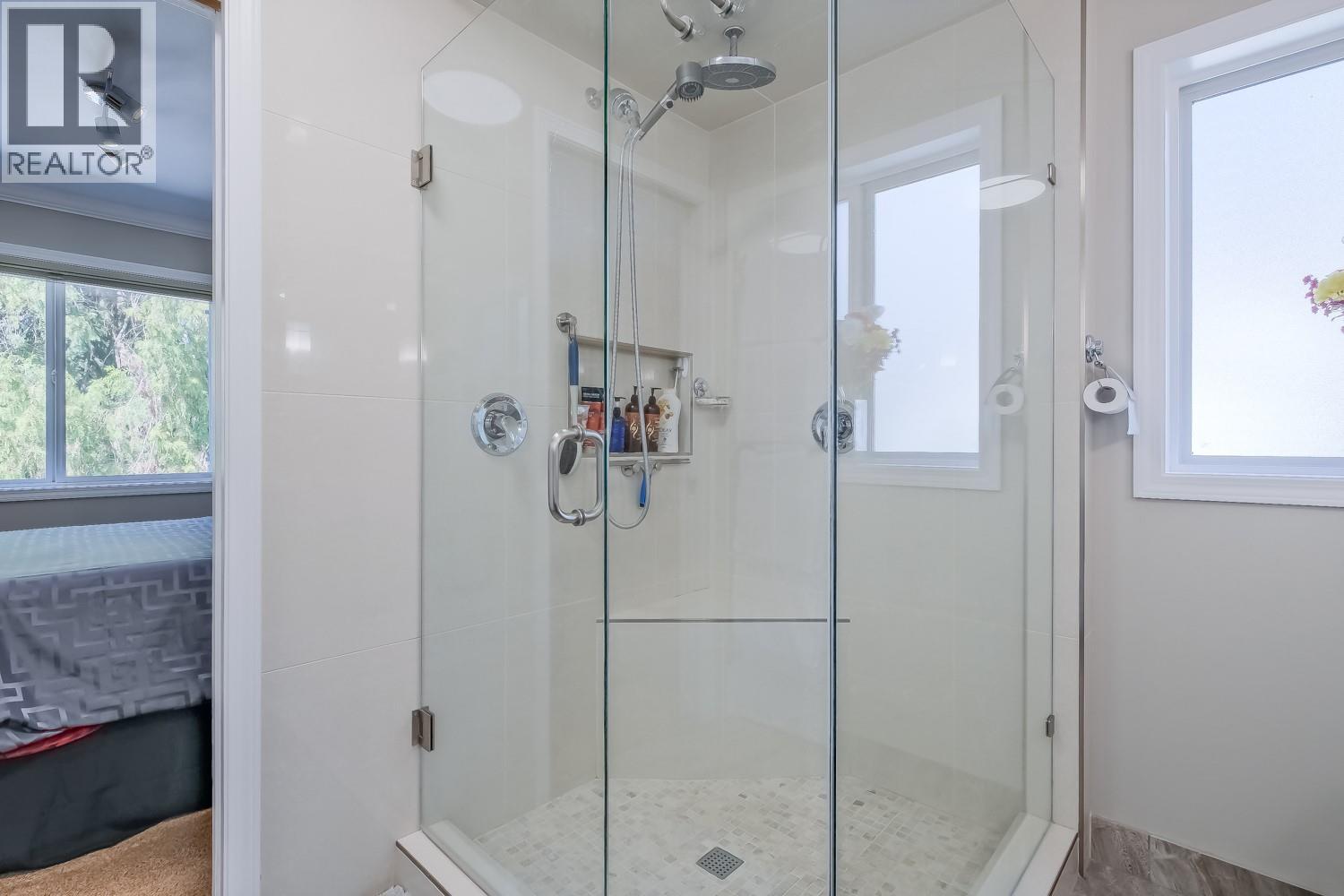 842 Raymer Road, Kelowna, British Columbia  V1W 1J8 - Photo 15 - 10387238