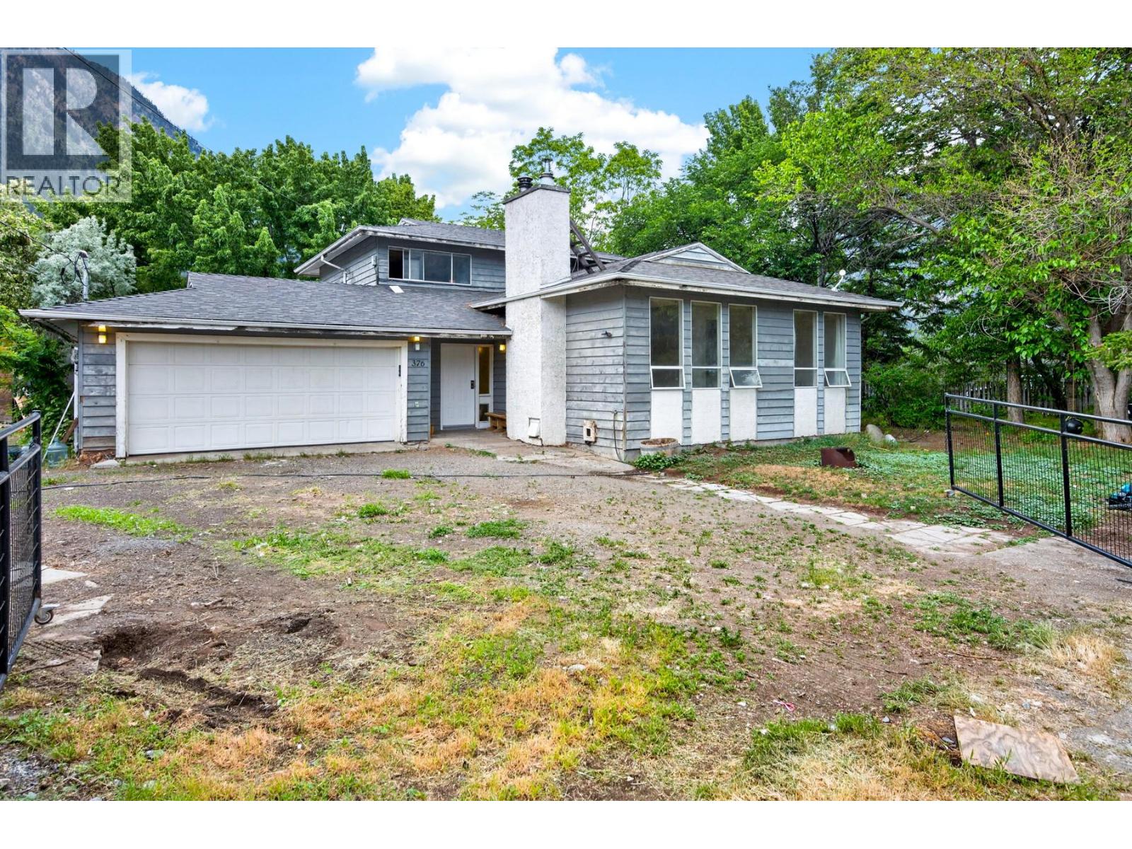 376 Hollywood Crescent, lillooet, British Columbia