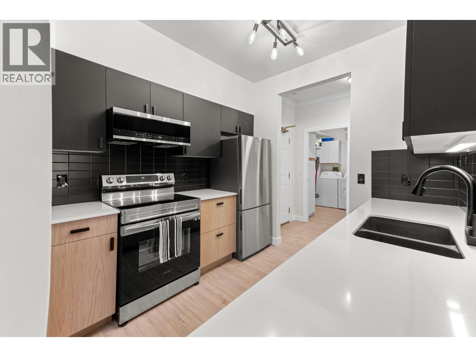 255 Aurora Crescent Unit# 315, Kelowna, British Columbia  V1X 7L8 - Photo 3 - 10387924