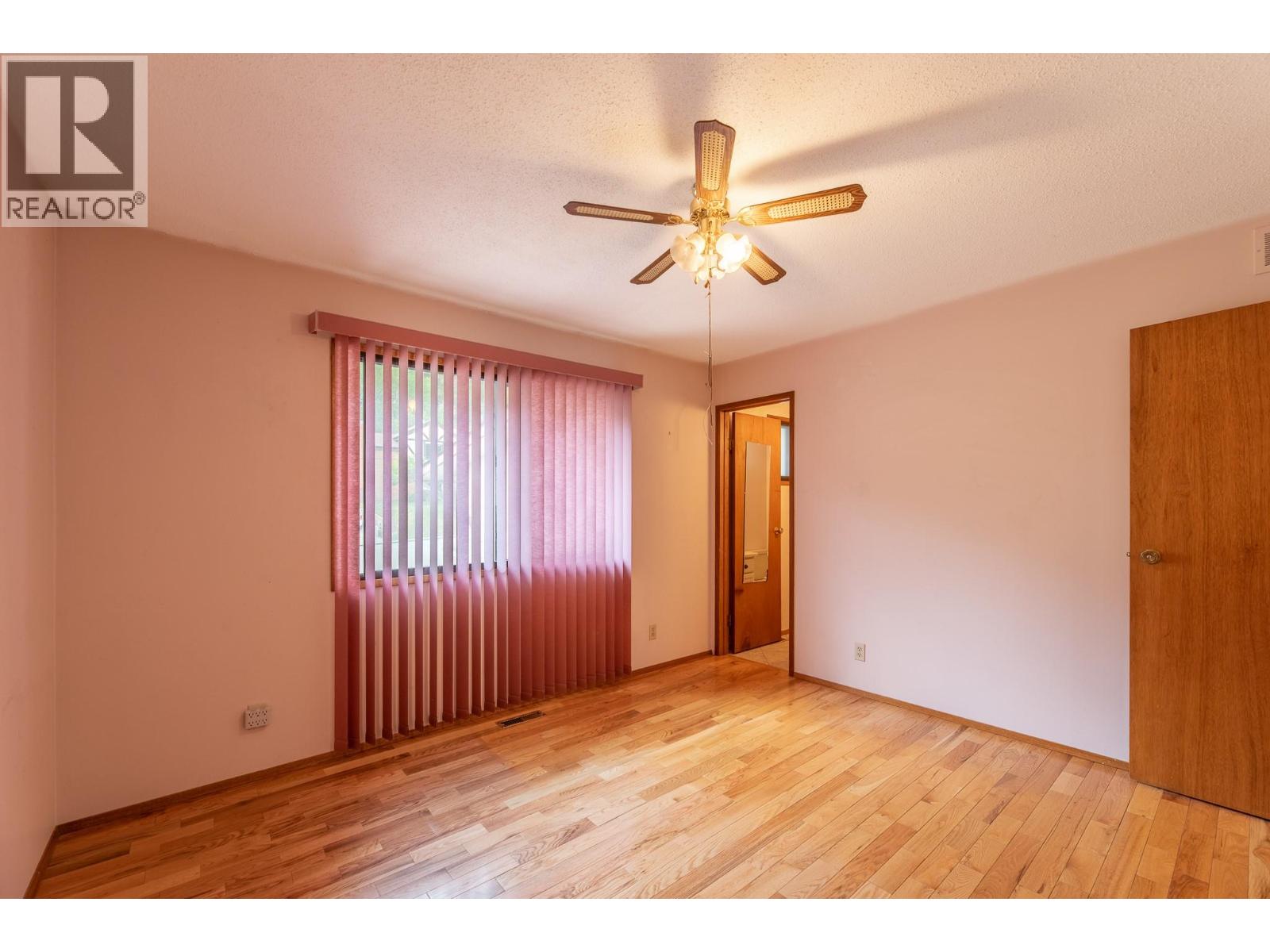 12608 Ganzeveld Avenue, Summerland, British Columbia  V0H 1Z8 - Photo 9 - 10387762