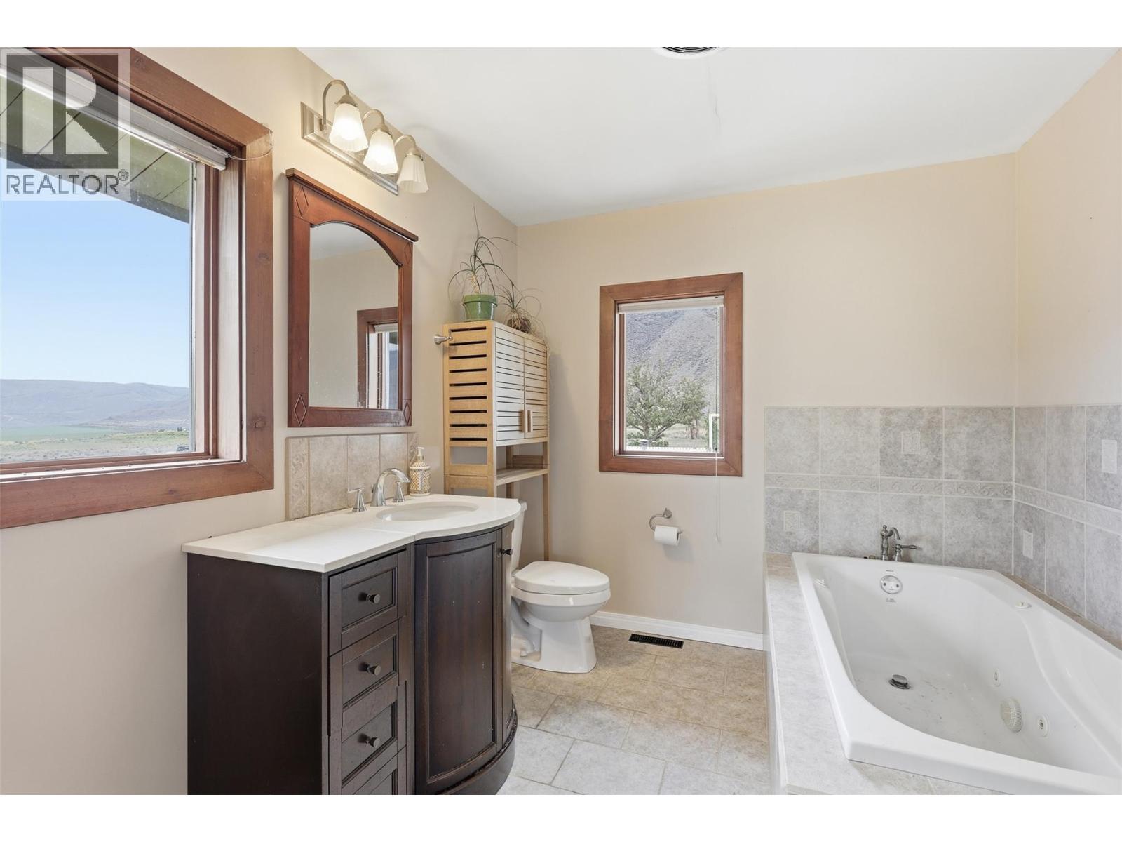 1353 Bale Road, Kamloops, British Columbia  V0K 2J0 - Photo 36 - 10387397