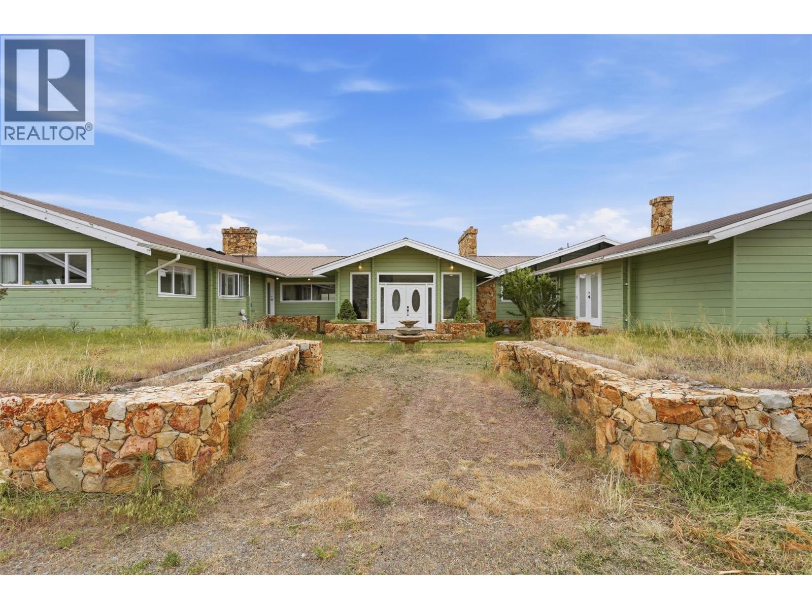 1353 Bale Road, Kamloops, British Columbia  V0K 2J0 - Photo 4 - 10387397