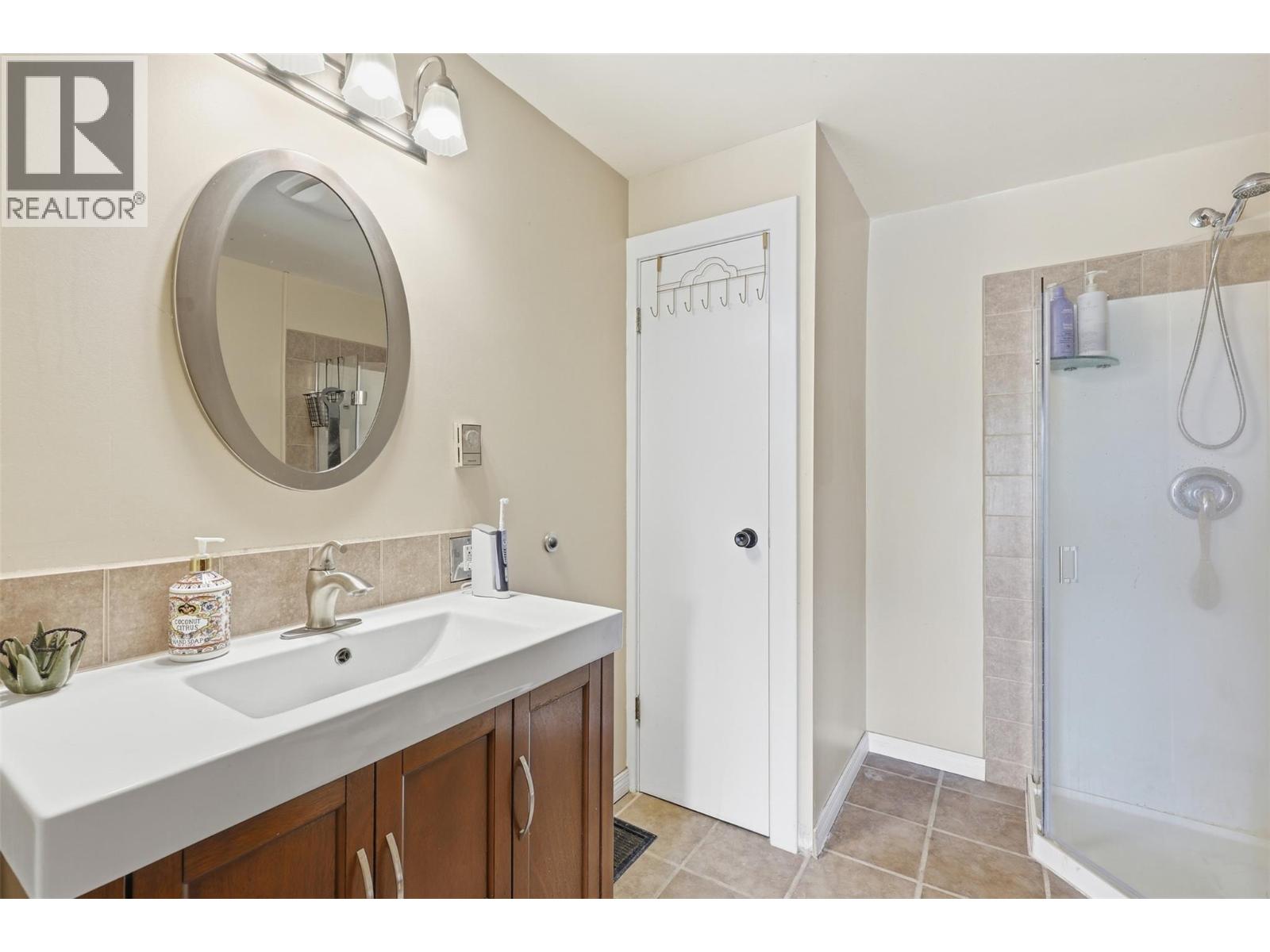 1353 Bale Road, Kamloops, British Columbia  V0K 2J0 - Photo 46 - 10387397