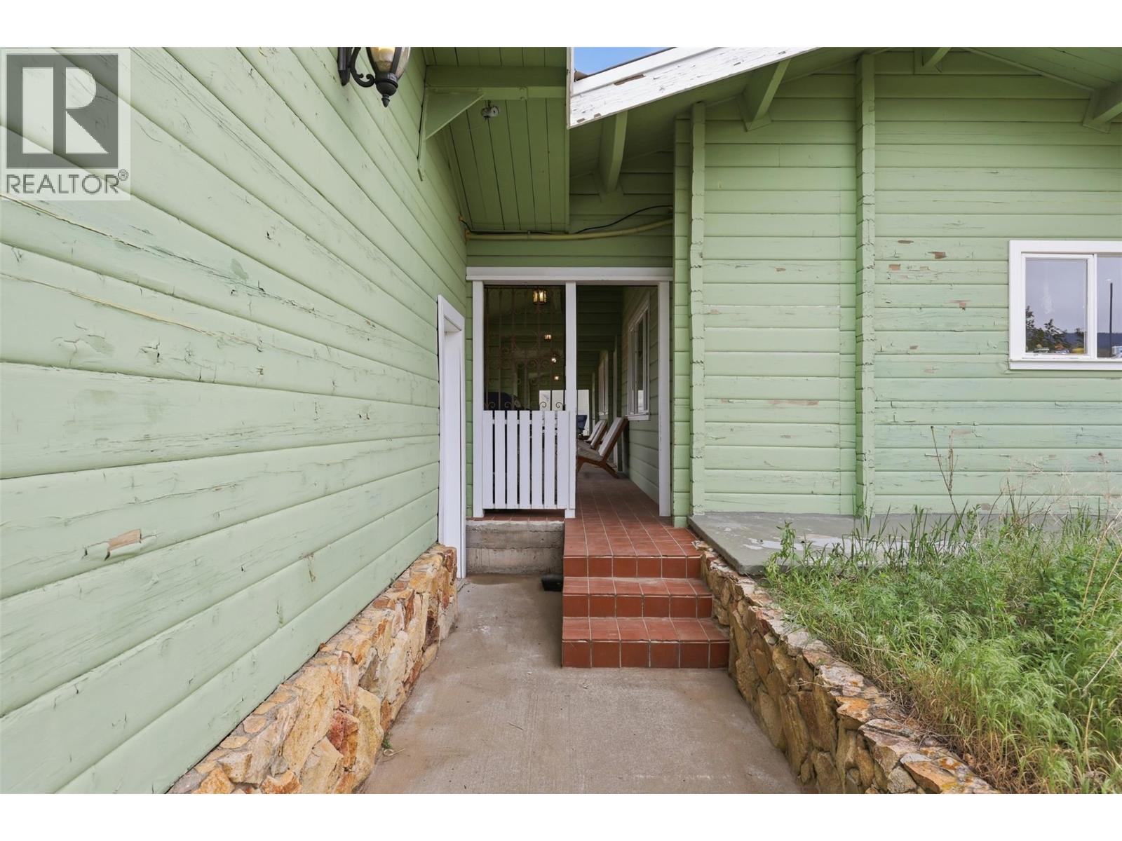 1353 Bale Road, Kamloops, British Columbia  V0K 2J0 - Photo 65 - 10387397