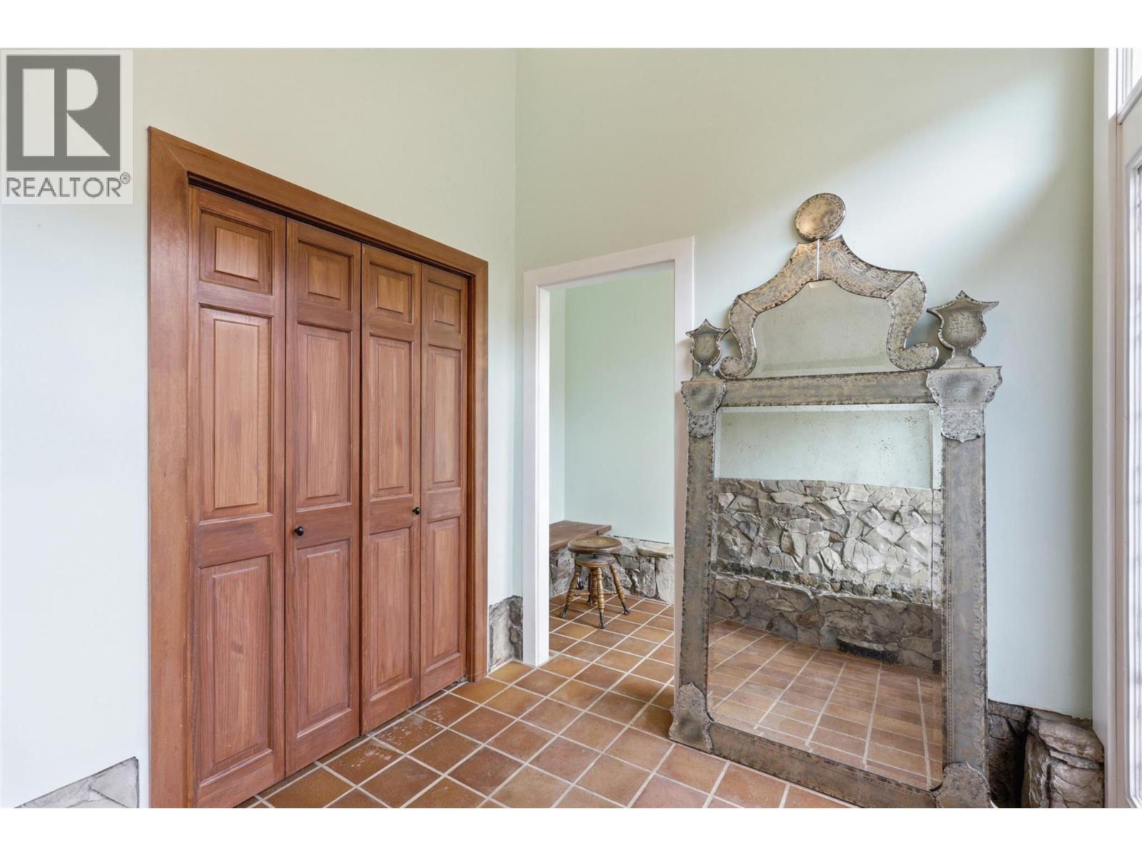 1353 Bale Road, Kamloops, British Columbia  V0K 2J0 - Photo 7 - 10387397