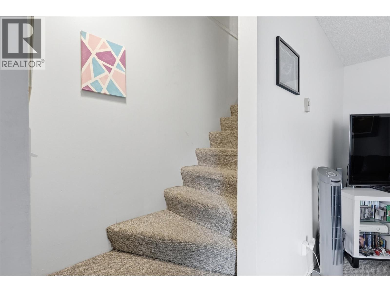1605 Summit Drive Unit# 8, Kamloops, British Columbia  V2E 2A5 - Photo 12 - 10386561