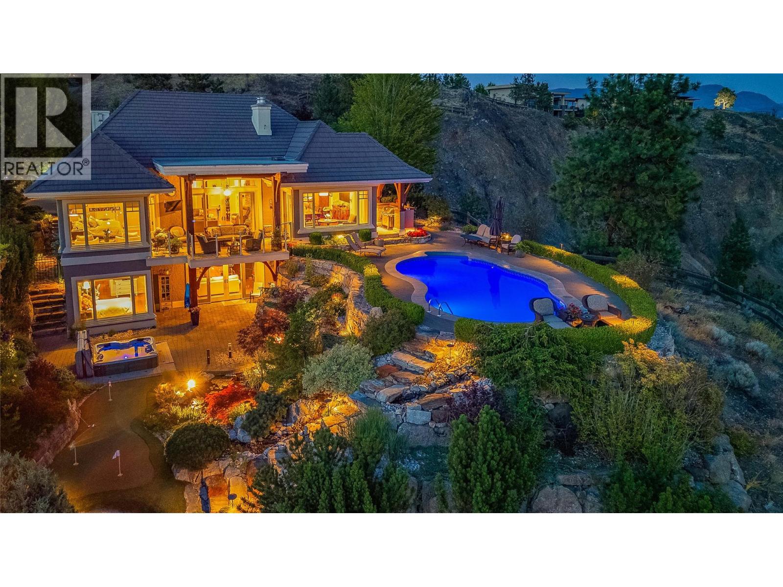 1173 Parkbluff Lane, kelowna, British Columbia