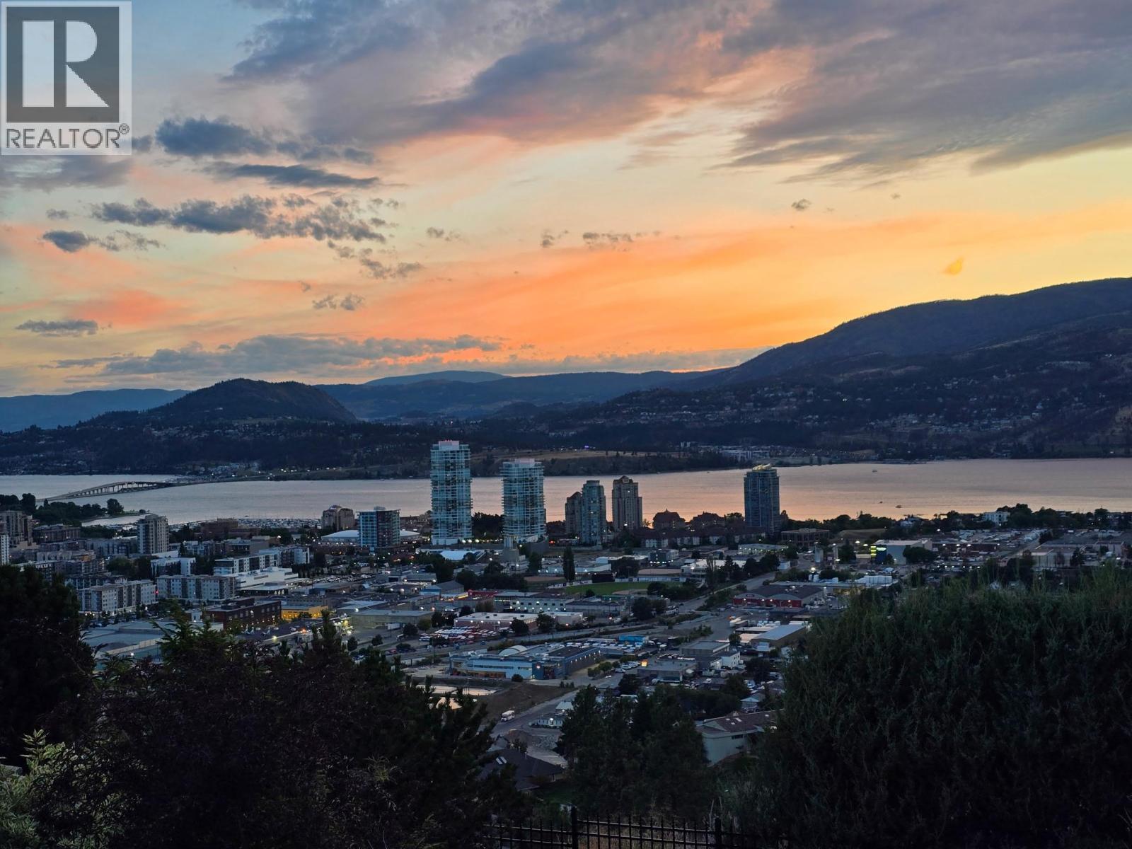 1173 Parkbluff Lane, Kelowna, British Columbia  V1V 2Y3 - Photo 68 - 10316947