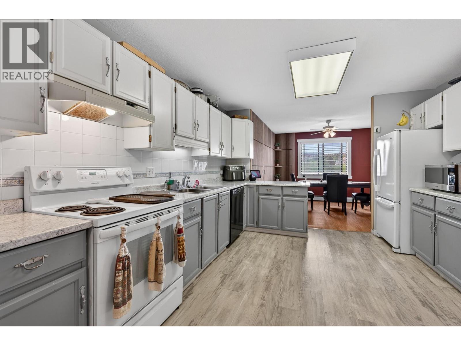3608 27 Avenue Unit# 311, Vernon, British Columbia  V1T 1S4 - Photo 2 - 10387129