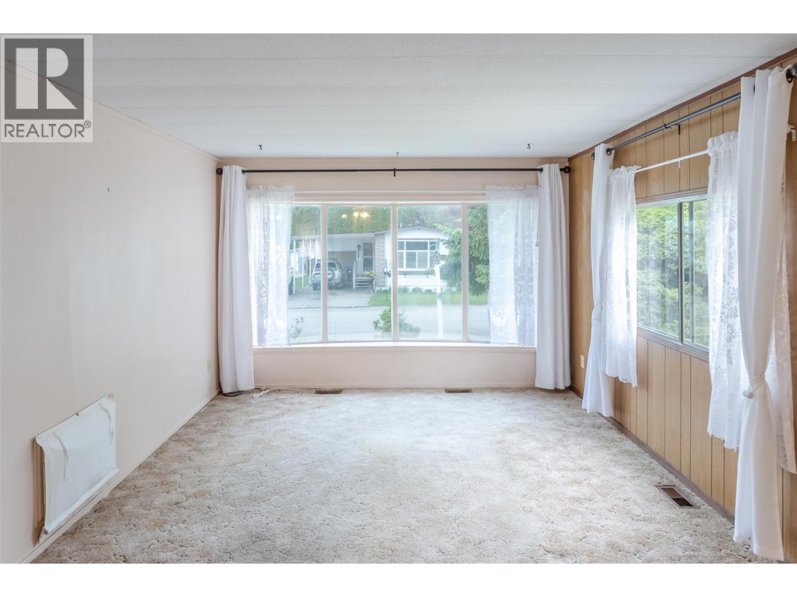 4505 Mclean Creek Road Unit# C25, Okanagan Falls, British Columbia  V0H 1R1 - Photo 9 - 10380573