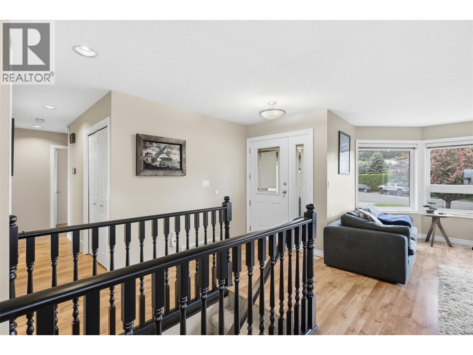 977 Garymede Court, Kamloops, British Columbia  V1S 1P3 - Photo 10 - 10387888