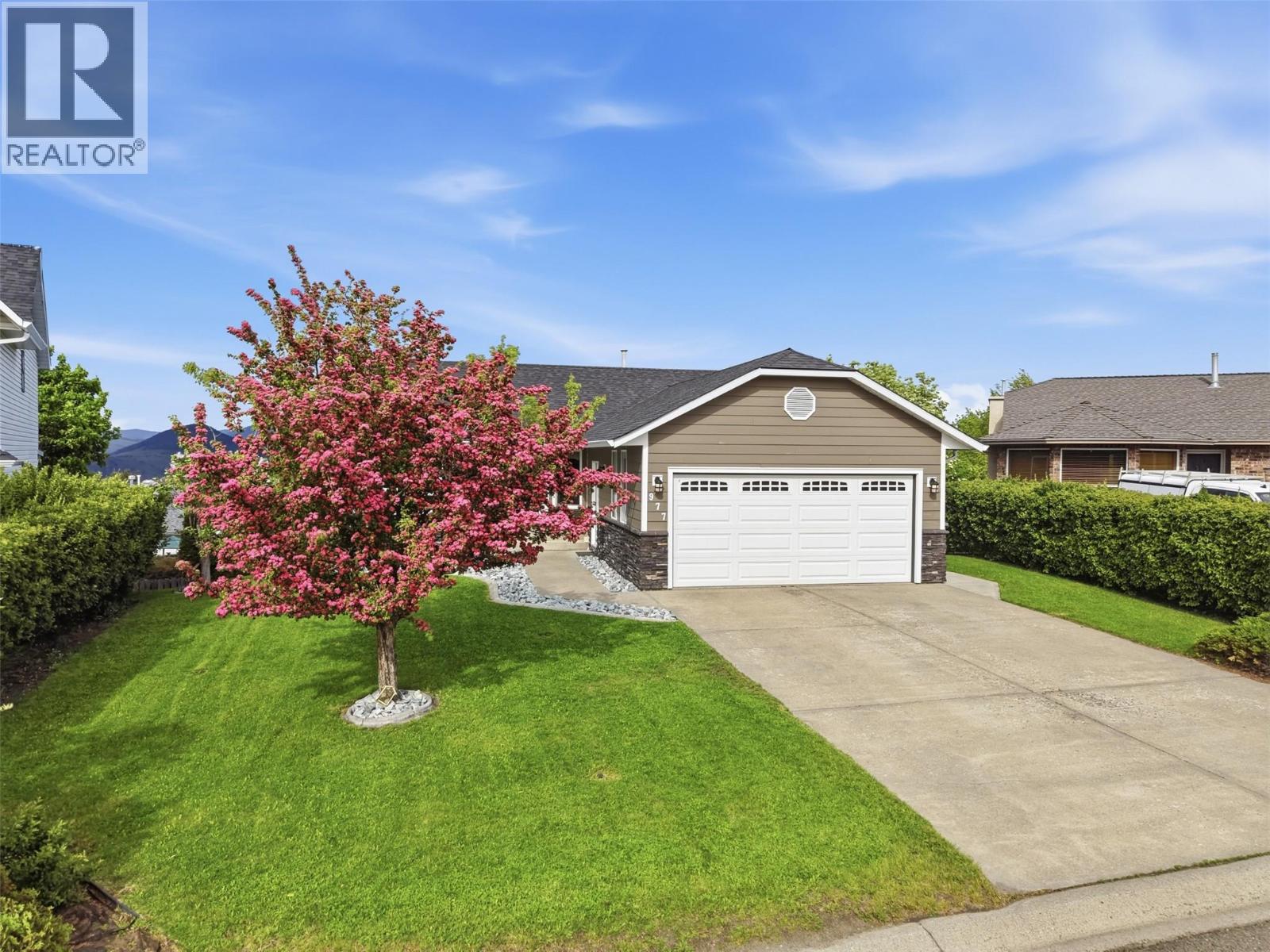 977 Garymede Court, Kamloops, British Columbia  V1S 1P3 - Photo 4 - 10387888