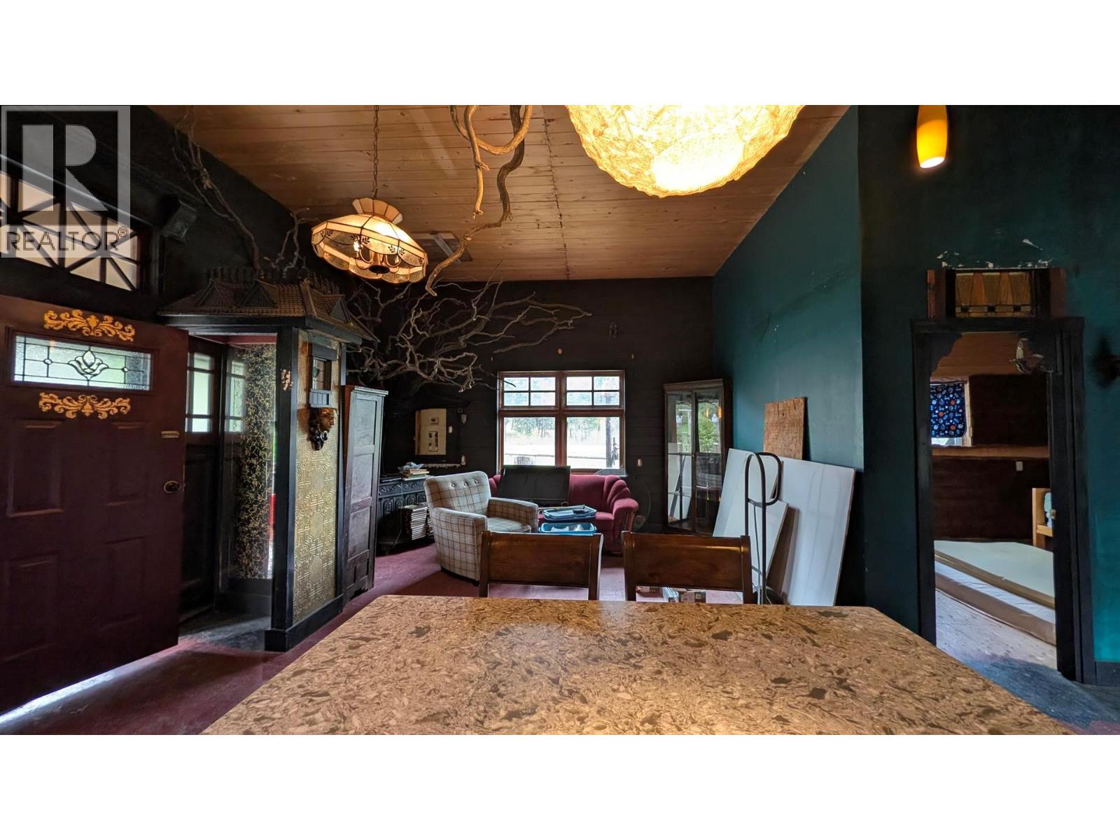 3940 Highway 3, Rock Creek, British Columbia  V0H 1Y0 - Photo 20 - 10388020