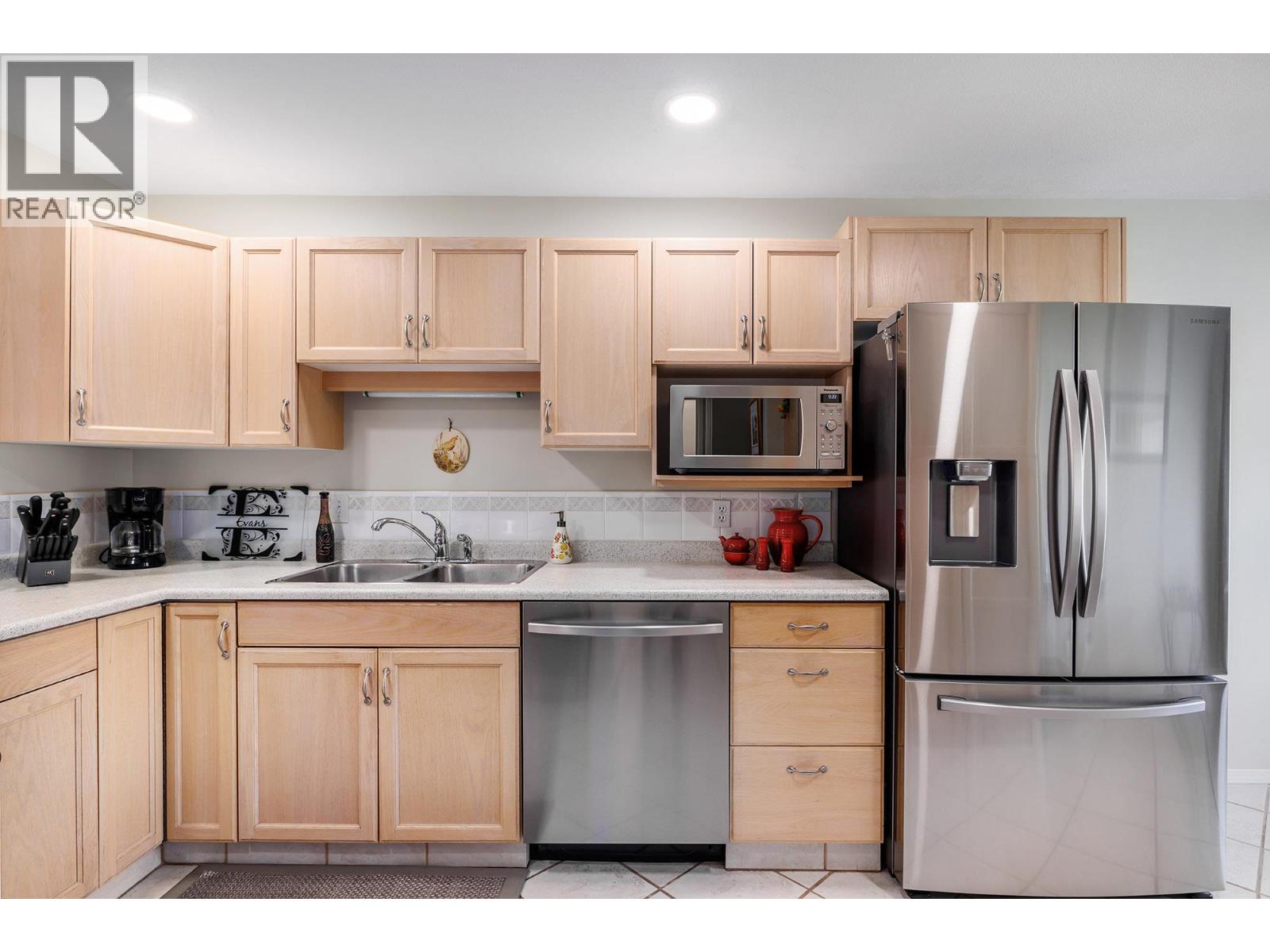 1874 Parkview Crescent Unit# 39, Kelowna, British Columbia  V1X 7G6 - Photo 8 - 10387841