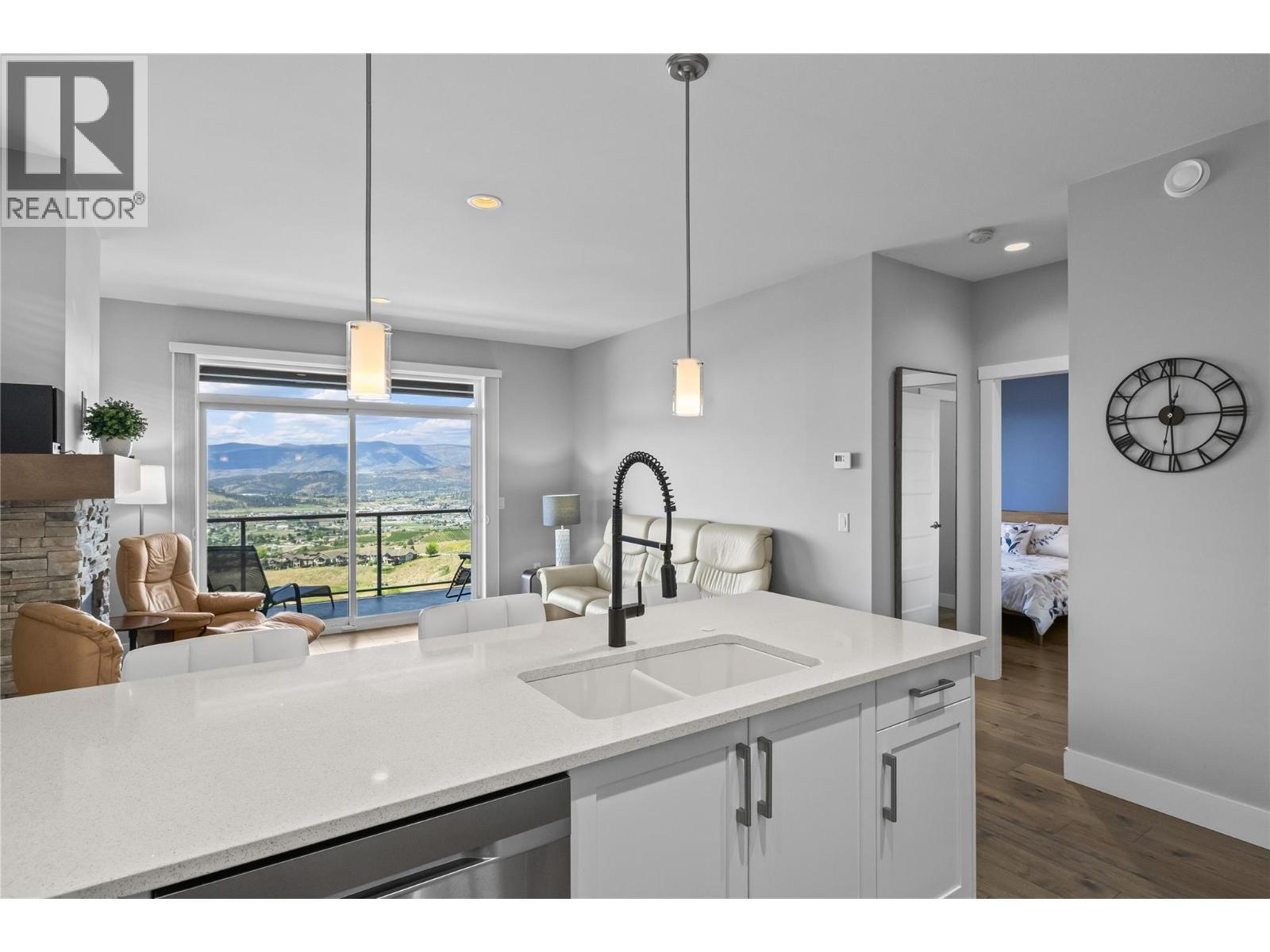 1652 Tower Ranch Drive, Kelowna, British Columbia  V1P 1T8 - Photo 12 - 10387934