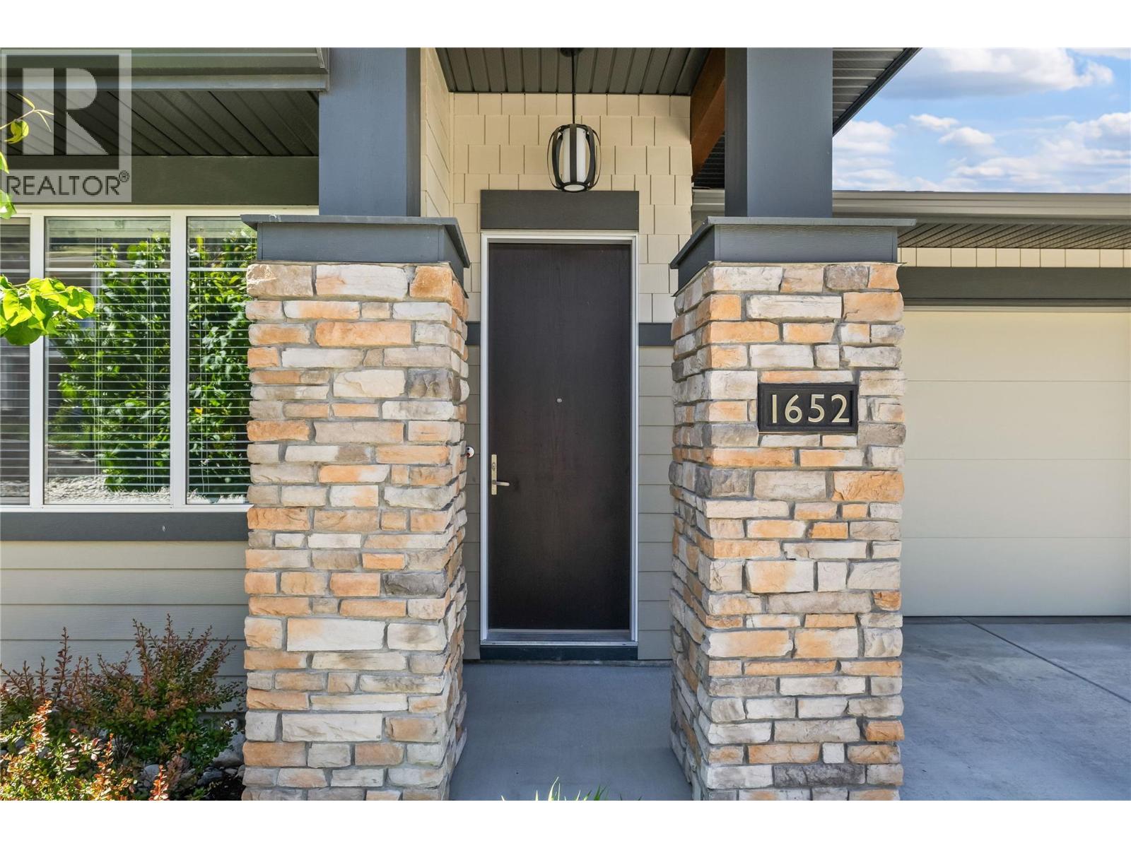 1652 Tower Ranch Drive, Kelowna, British Columbia  V1P 1T8 - Photo 5 - 10387934