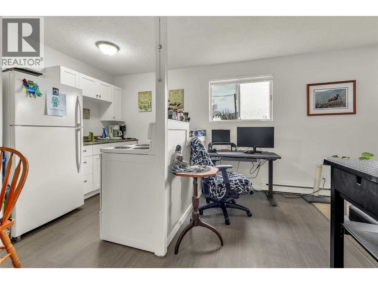 341 Haynes Street, Penticton, British Columbia  V2A 5S1 - Photo 4 - 10388032