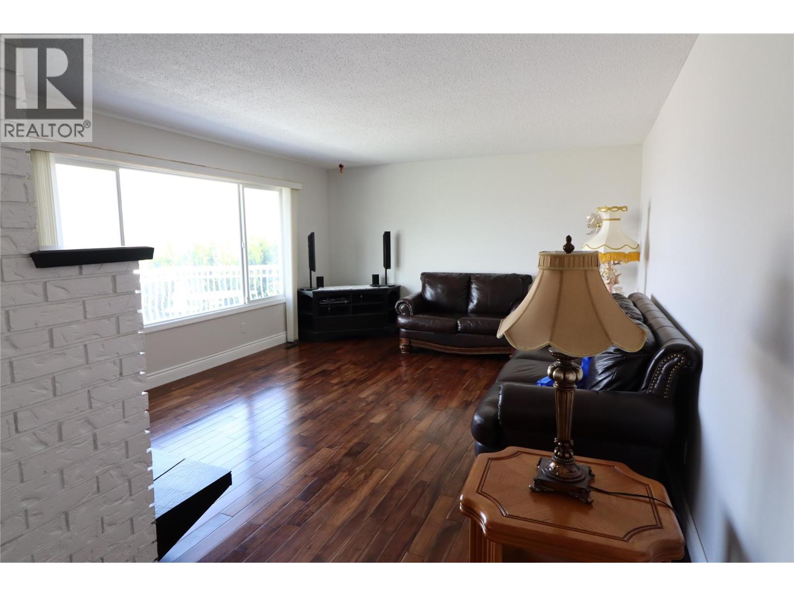 136 Greenstone Drive, Kamloops, British Columbia  V2C 1N5 - Photo 2 - 10387931
