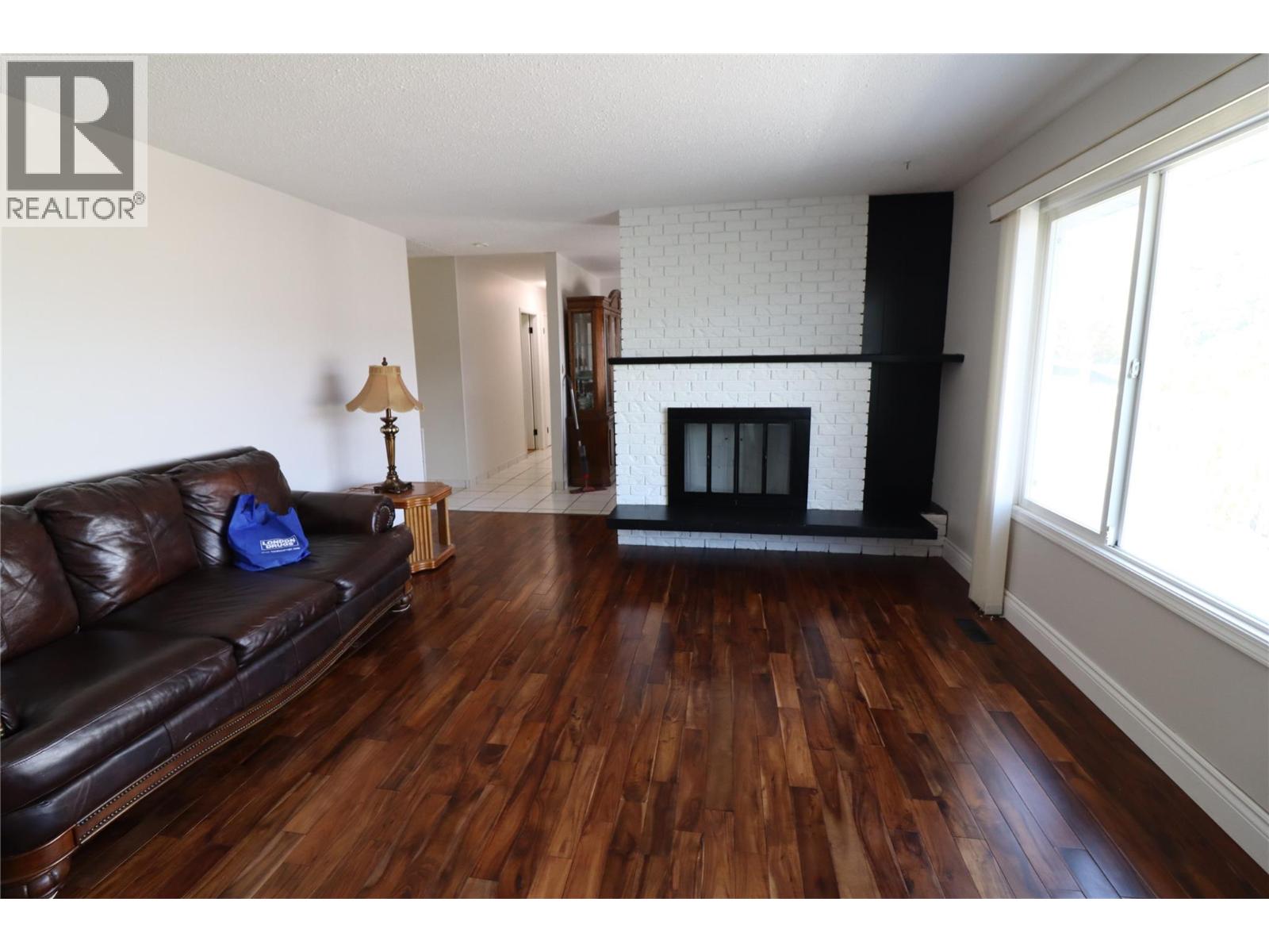 136 Greenstone Drive, Kamloops, British Columbia  V2C 1N5 - Photo 3 - 10387931