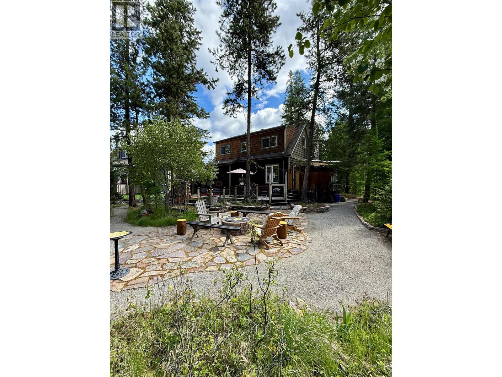 205 Forest Crowne Close, Kimberley, British Columbia  V1A 3N2 - Photo 3 - 10386958