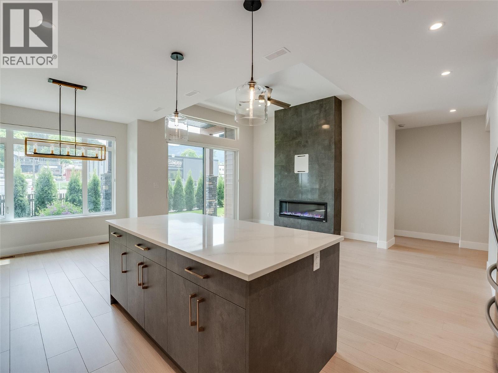 910 Lakeside Drive Unit# 403, Nelson, British Columbia  V1L 6G3 - Photo 14 - 10387315