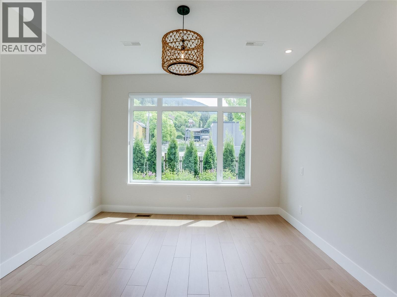910 Lakeside Drive Unit# 403, Nelson, British Columbia  V1L 6G3 - Photo 25 - 10387315