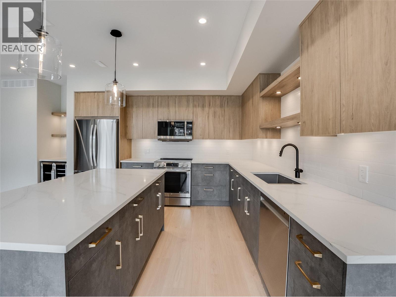 910 Lakeside Drive Unit# 403, Nelson, British Columbia  V1L 6G3 - Photo 9 - 10387315