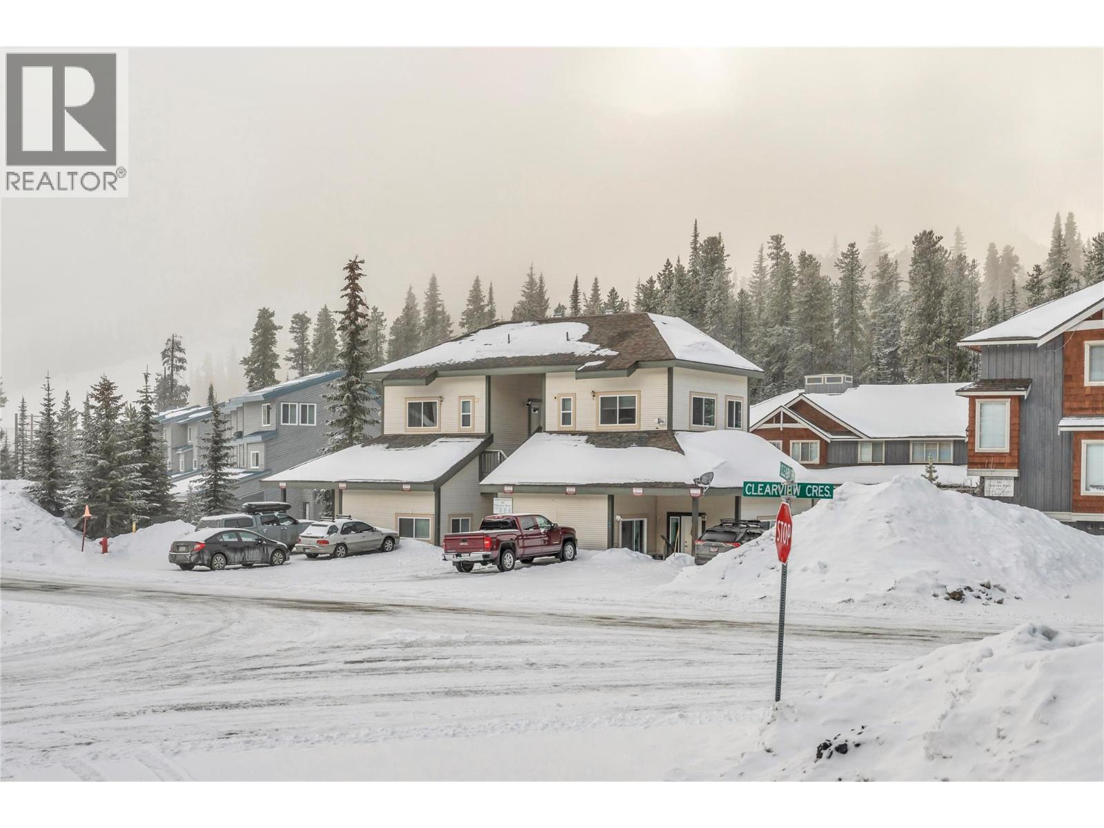 156 Clearview Crescent Unit# 101, apex mountain, British Columbia