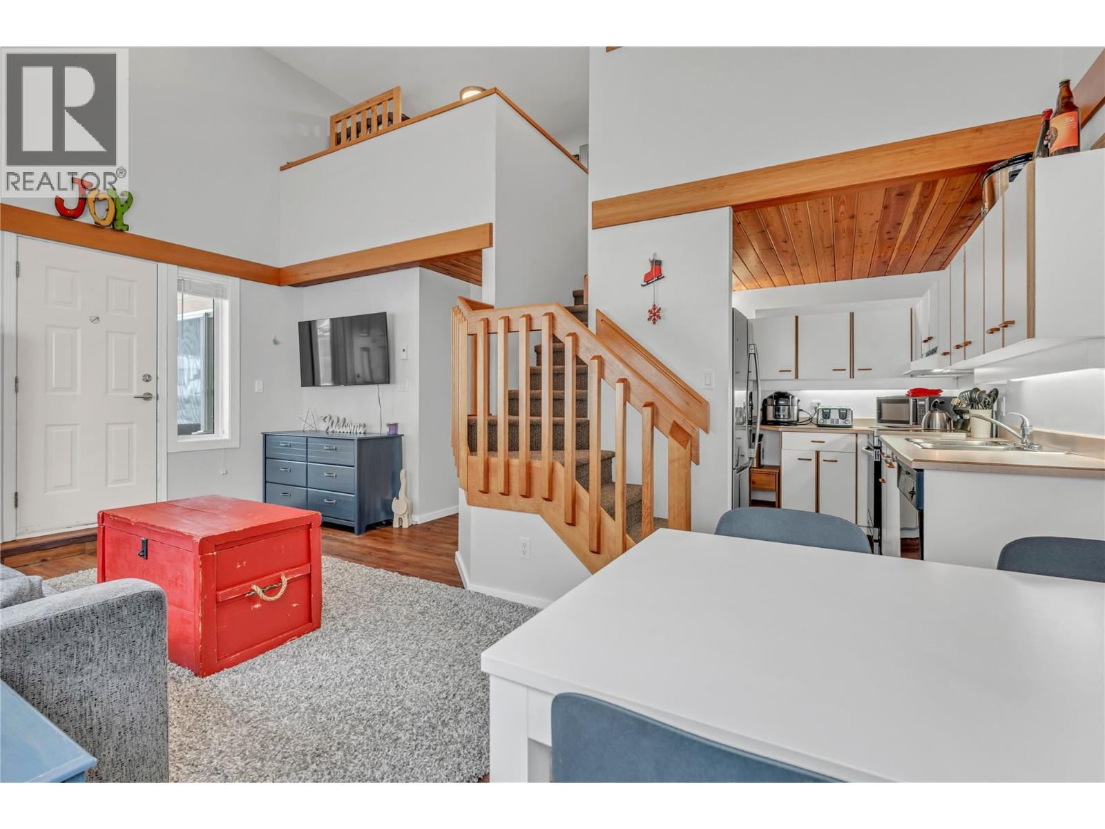 156 Clearview Crescent Unit# 101, Apex Mountain, British Columbia  V2A 0E2 - Photo 8 - 10387982