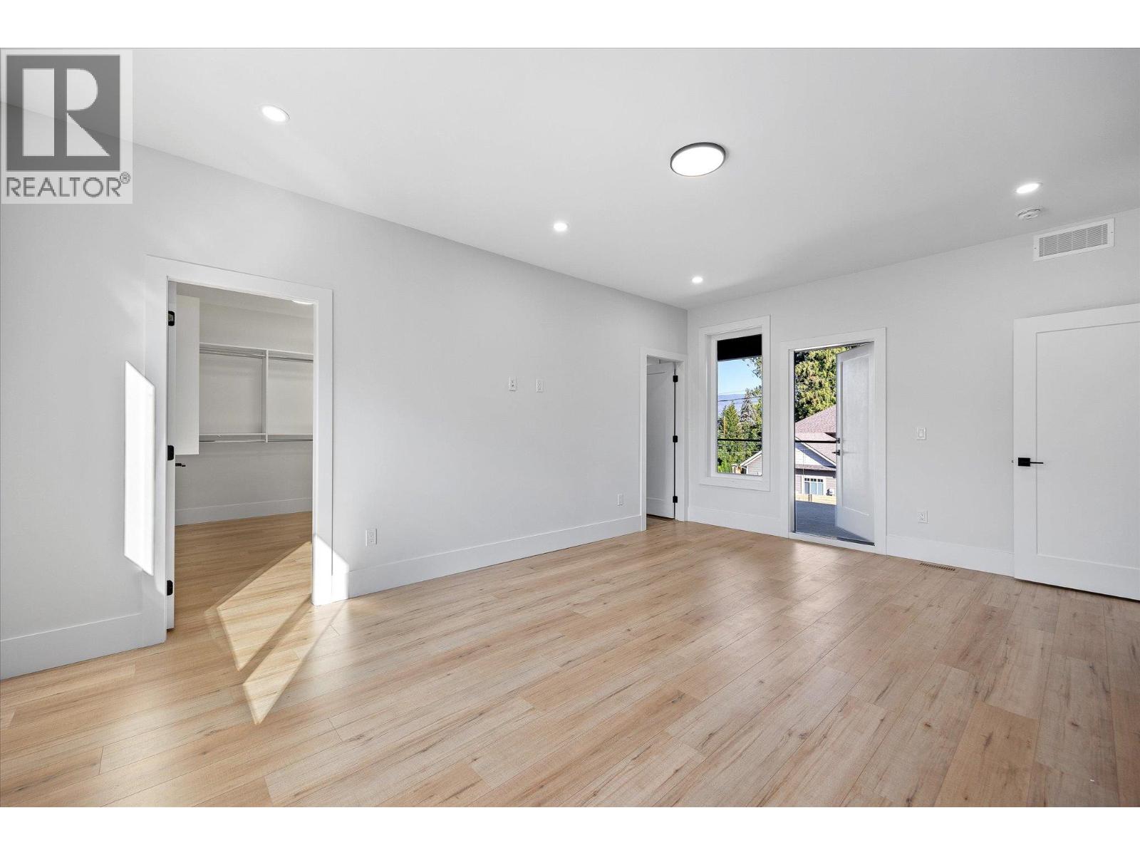 701 Mcclure Road, Kelowna, British Columbia  V1W 1M2 - Photo 14 - 10387528