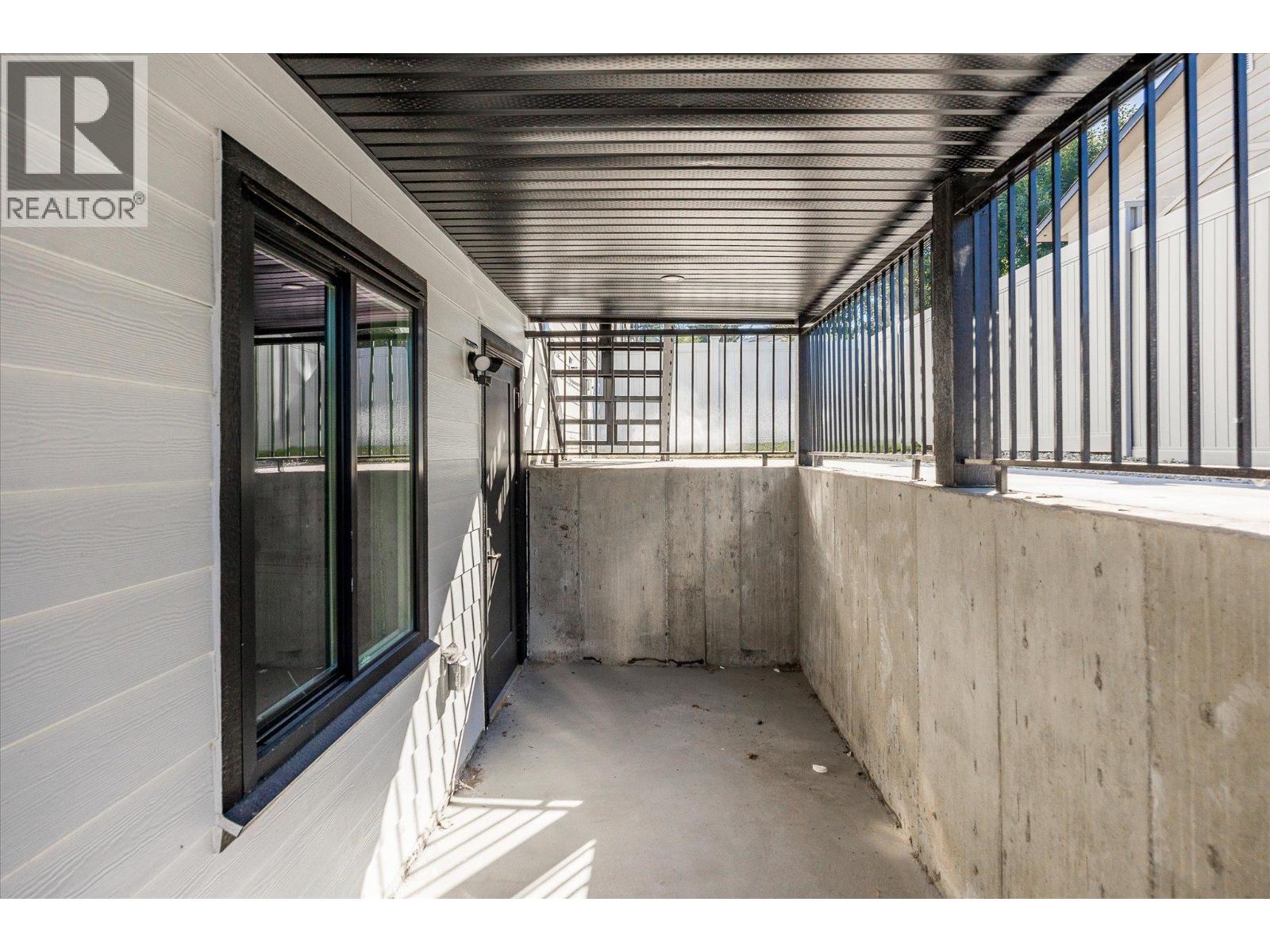 701 Mcclure Road, Kelowna, British Columbia  V1W 1M2 - Photo 37 - 10387528