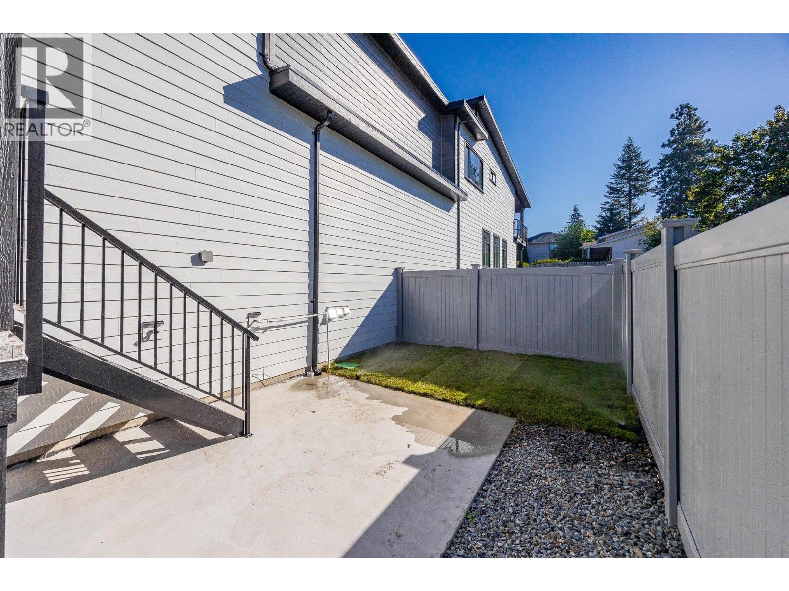 701 Mcclure Road, Kelowna, British Columbia  V1W 1M2 - Photo 38 - 10387528