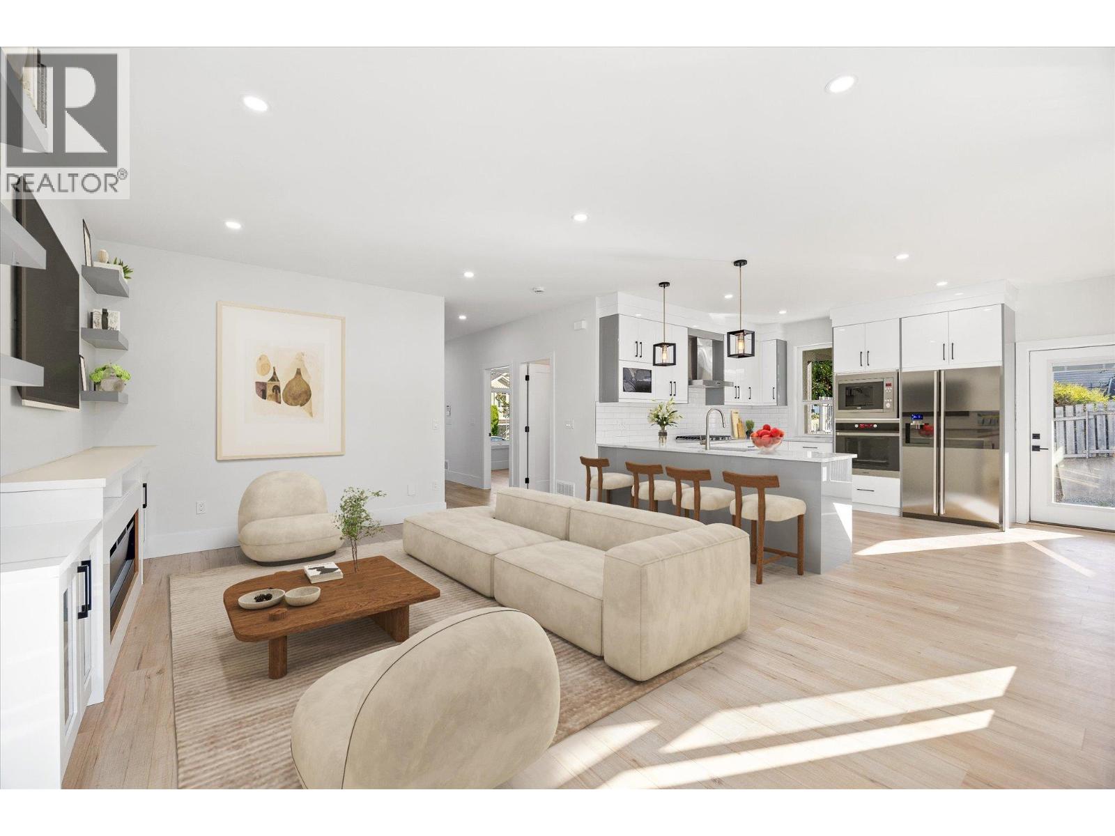 701 Mcclure Road, Kelowna, British Columbia  V1W 1M2 - Photo 6 - 10387528