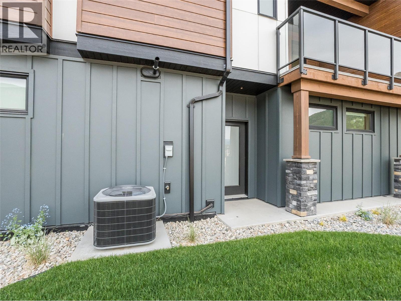 910 Lakeside Drive Unit# 203, Nelson, British Columbia  V1L 6G3 - Photo 10 - 10387317