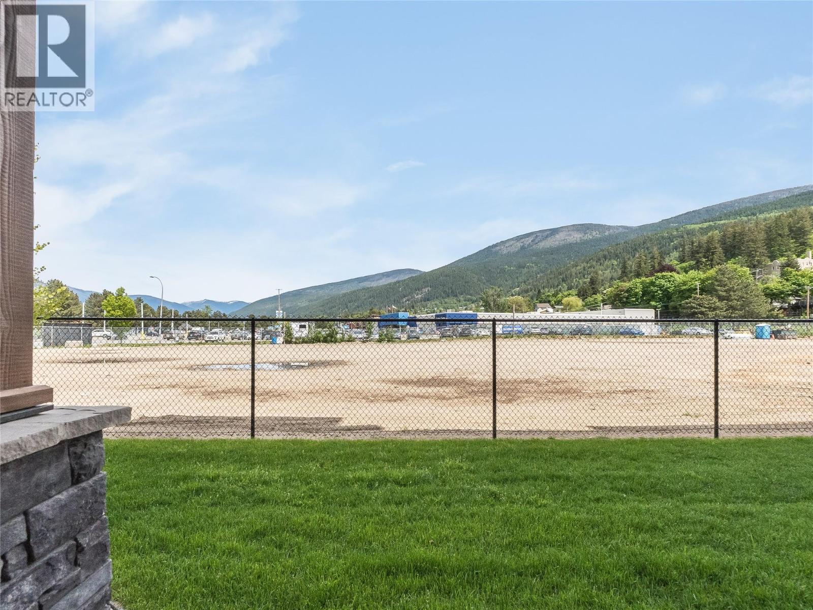 910 Lakeside Drive Unit# 203, Nelson, British Columbia  V1L 6G3 - Photo 12 - 10387317