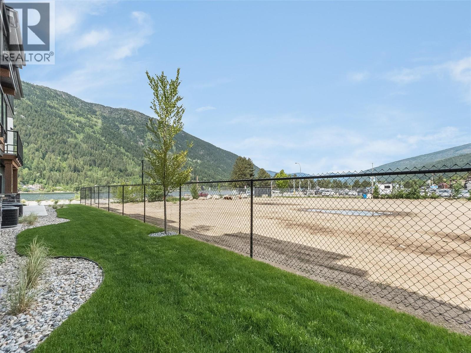 910 Lakeside Drive Unit# 203, Nelson, British Columbia  V1L 6G3 - Photo 14 - 10387317