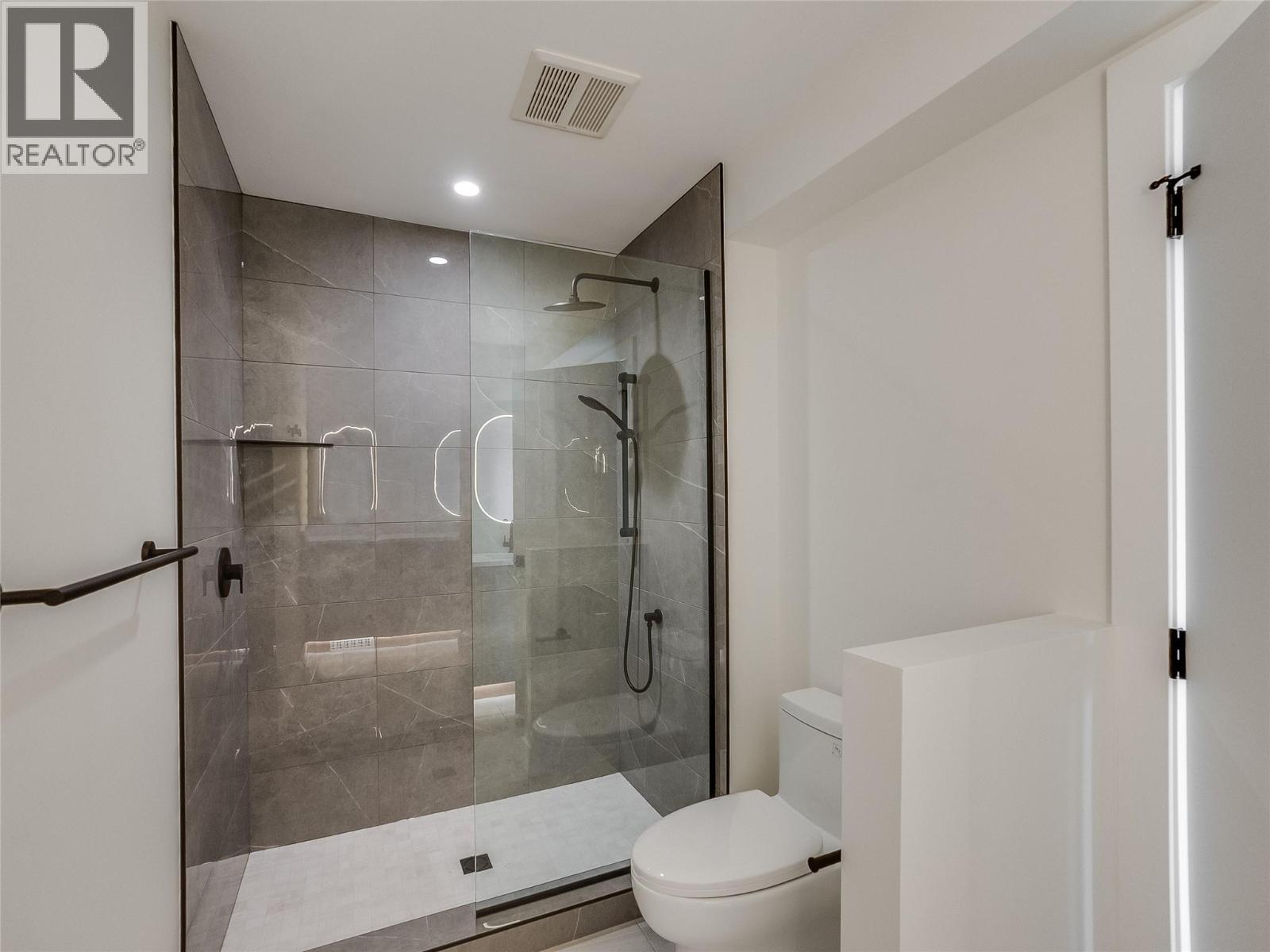 910 Lakeside Drive Unit# 203, Nelson, British Columbia  V1L 6G3 - Photo 38 - 10387317