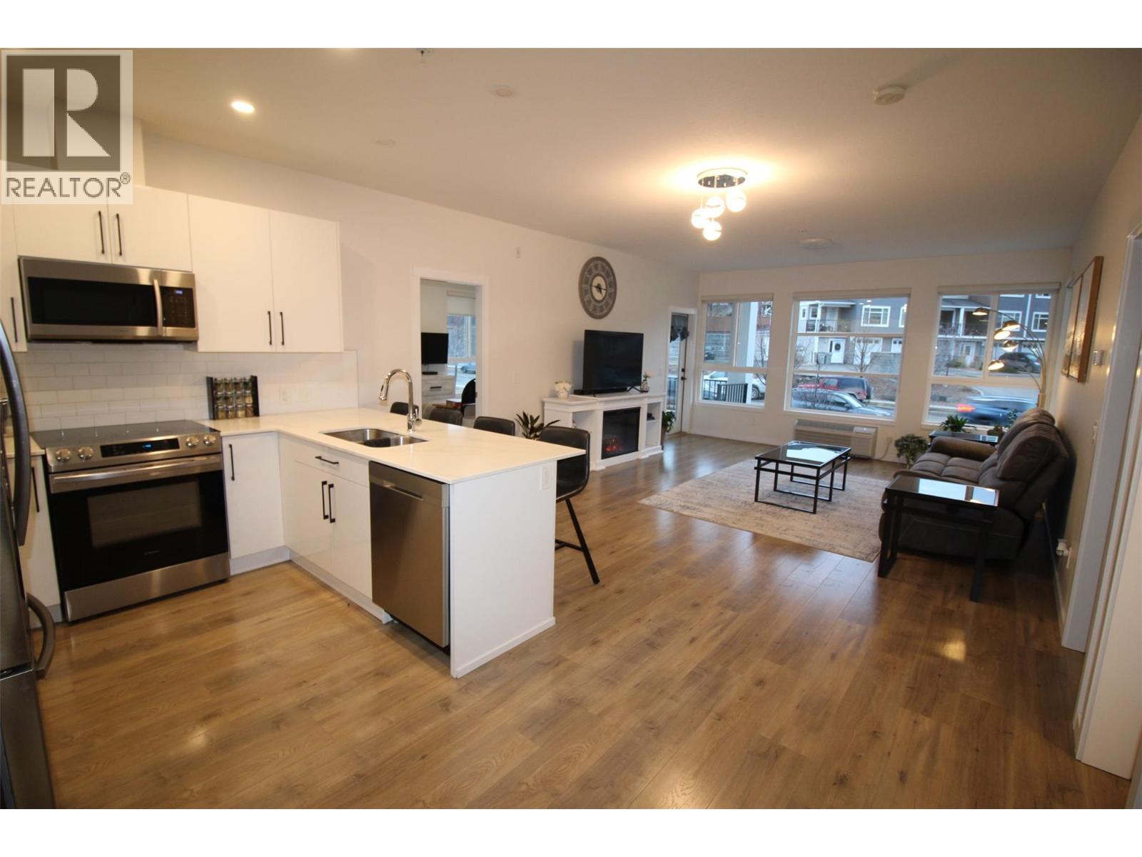 1880 Hugh Allan Drive Unit# 204, Kamloops, British Columbia  V1S 0E8 - Photo 12 - 10387952