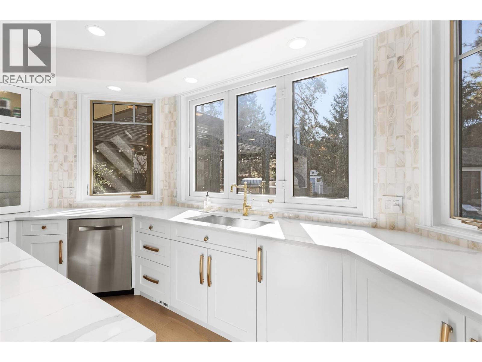 539 Metcalfe Avenue, Kelowna, British Columbia  V1W 4V7 - Photo 31 - 10387901
