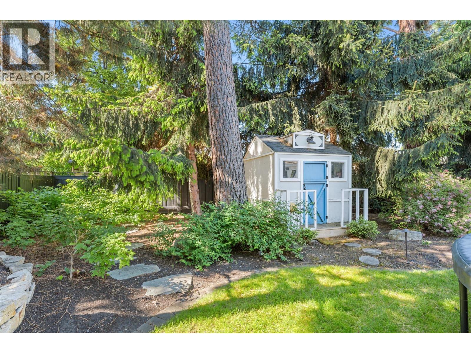 539 Metcalfe Avenue, Kelowna, British Columbia  V1W 4V7 - Photo 73 - 10387901