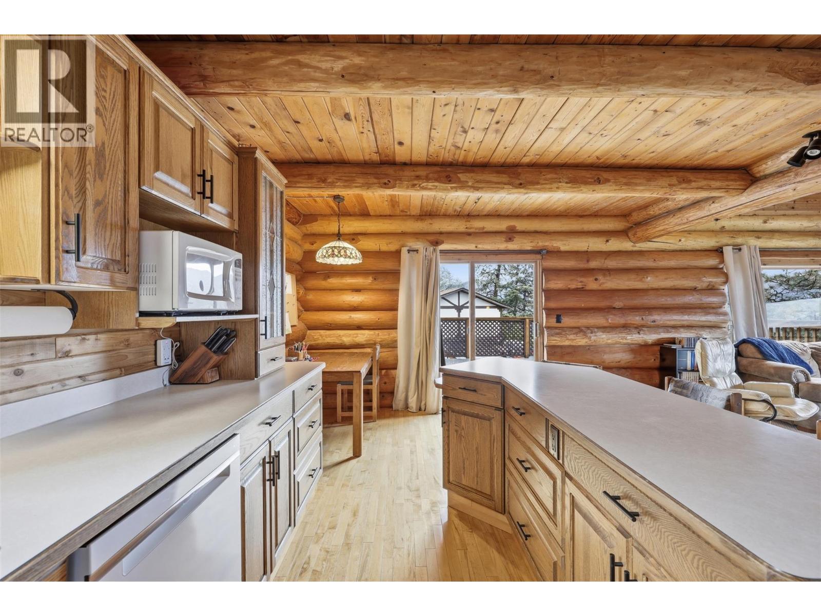 1135 Clearview Drive, Kamloops, British Columbia  V2C 5E6 - Photo 19 - 10387452