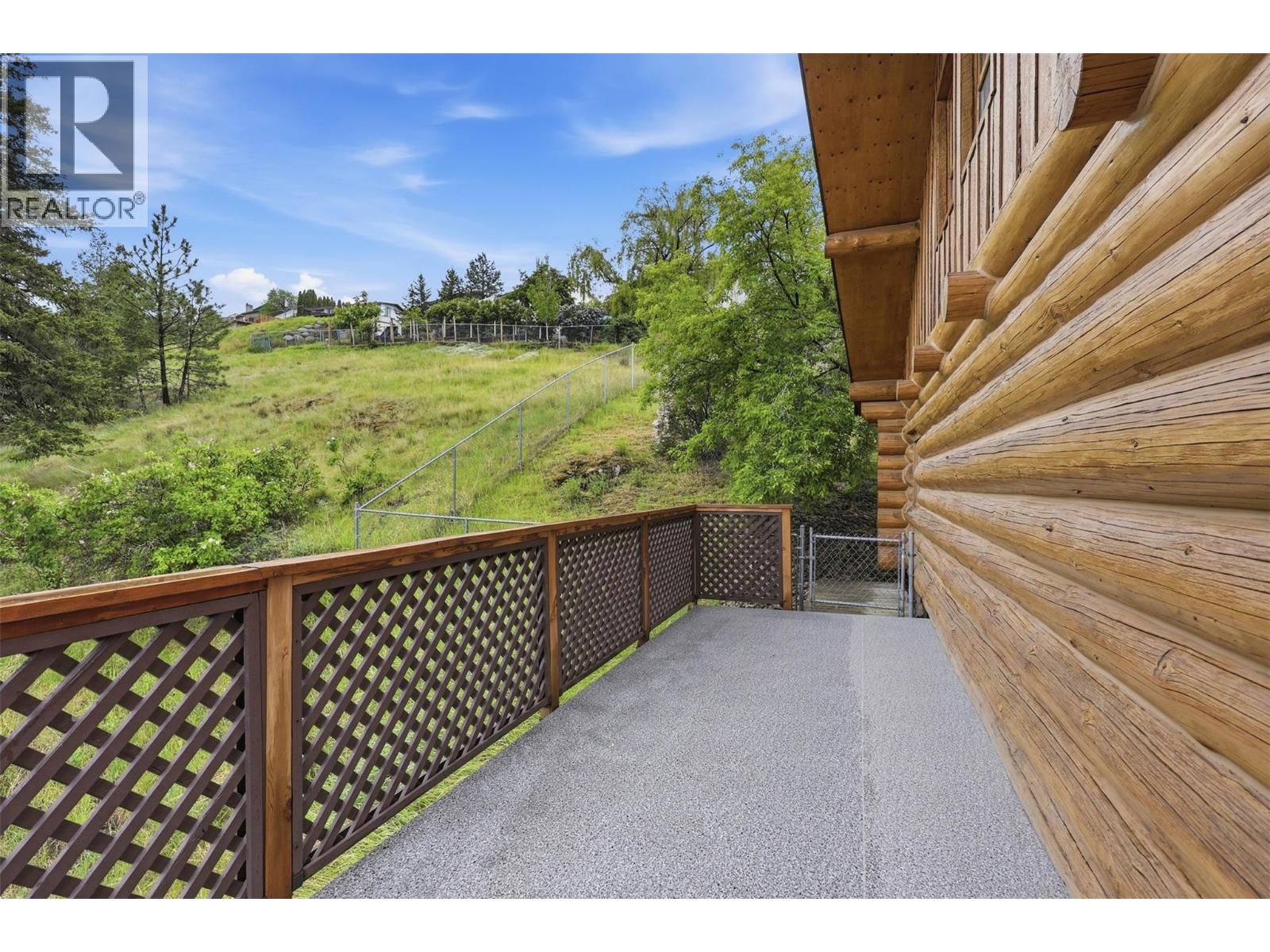 1135 Clearview Drive, Kamloops, British Columbia  V2C 5E6 - Photo 32 - 10387452