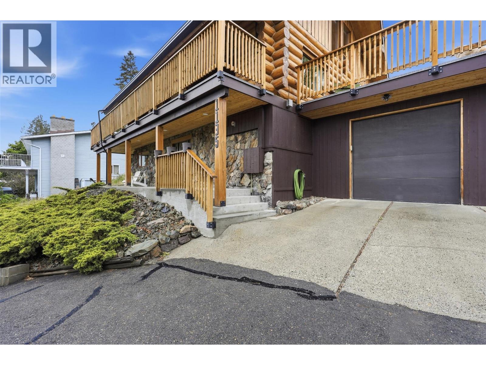 1135 Clearview Drive, Kamloops, British Columbia  V2C 5E6 - Photo 4 - 10387452
