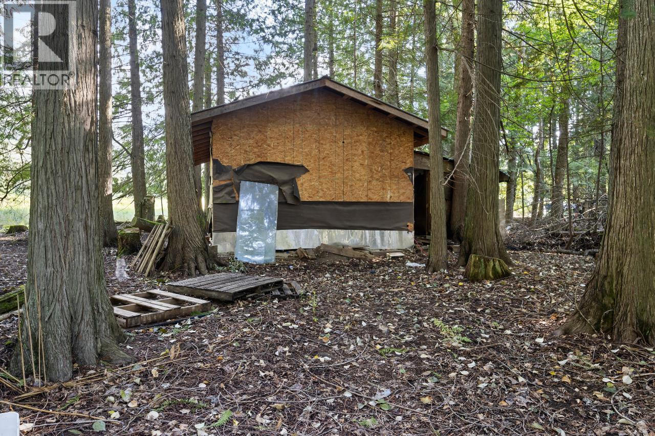 16465 Wadds Road, Crawford Bay, British Columbia  V0B 1E0 - Photo 29 - 10388040