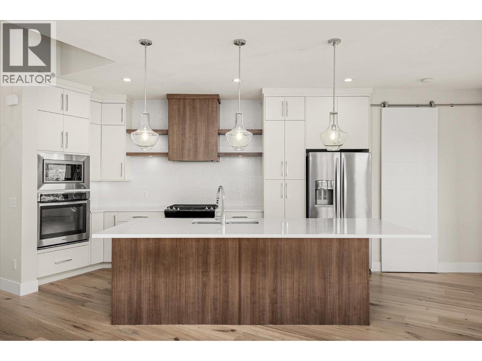 1341 Sladen Crescent, Kelowna, British Columbia  V1V 2Y1 - Photo 7 - 10388068