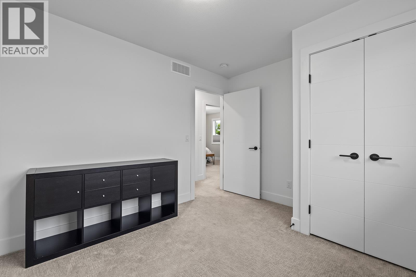 887 Morrison Avenue Unit# 4, Kelowna, British Columbia  V1Y 5E6 - Photo 29 - 10387895