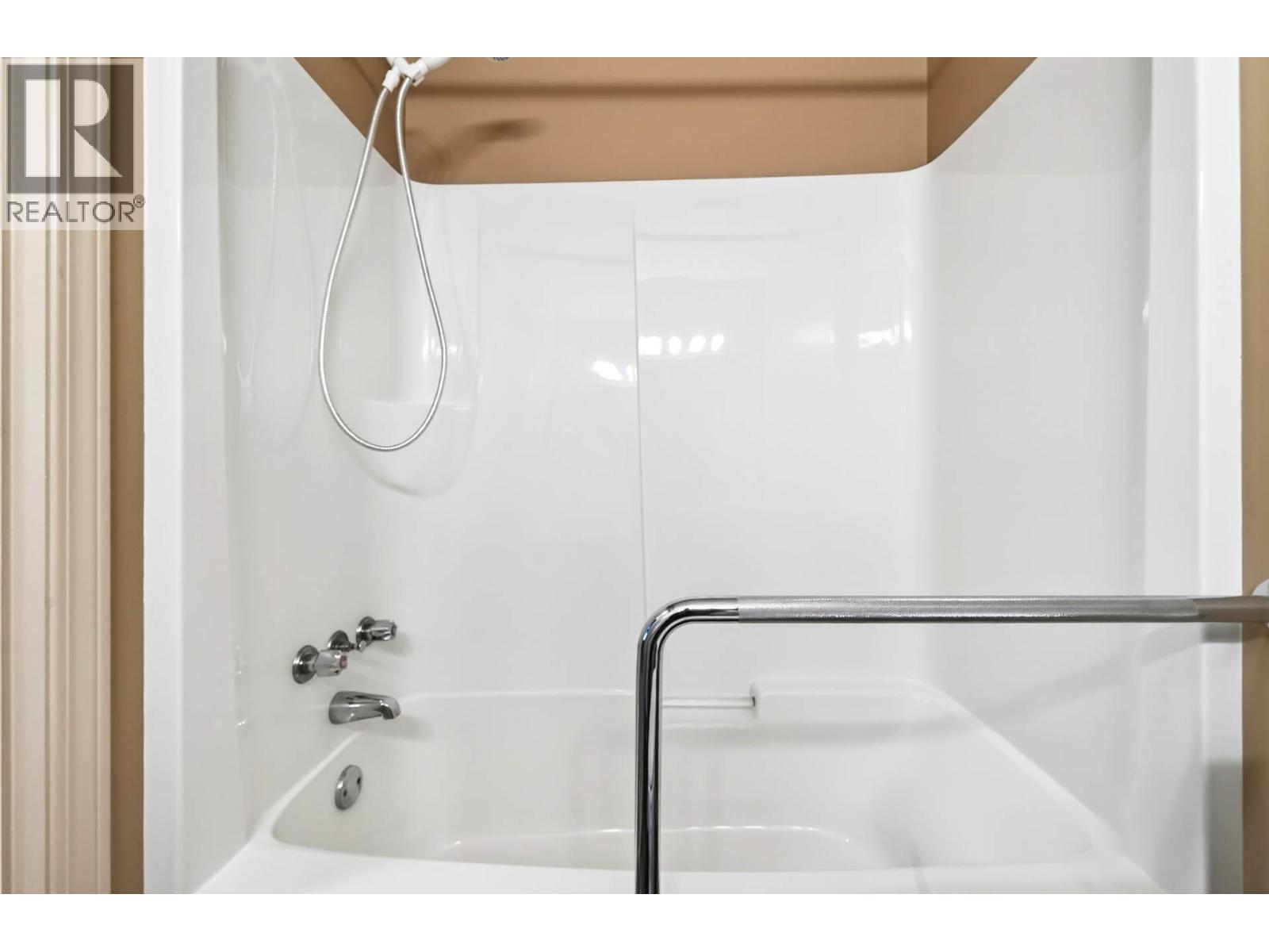 1195 14th Street Unit# 14, Kamloops, British Columbia  v2b 5v2 - Photo 16 - 10387618