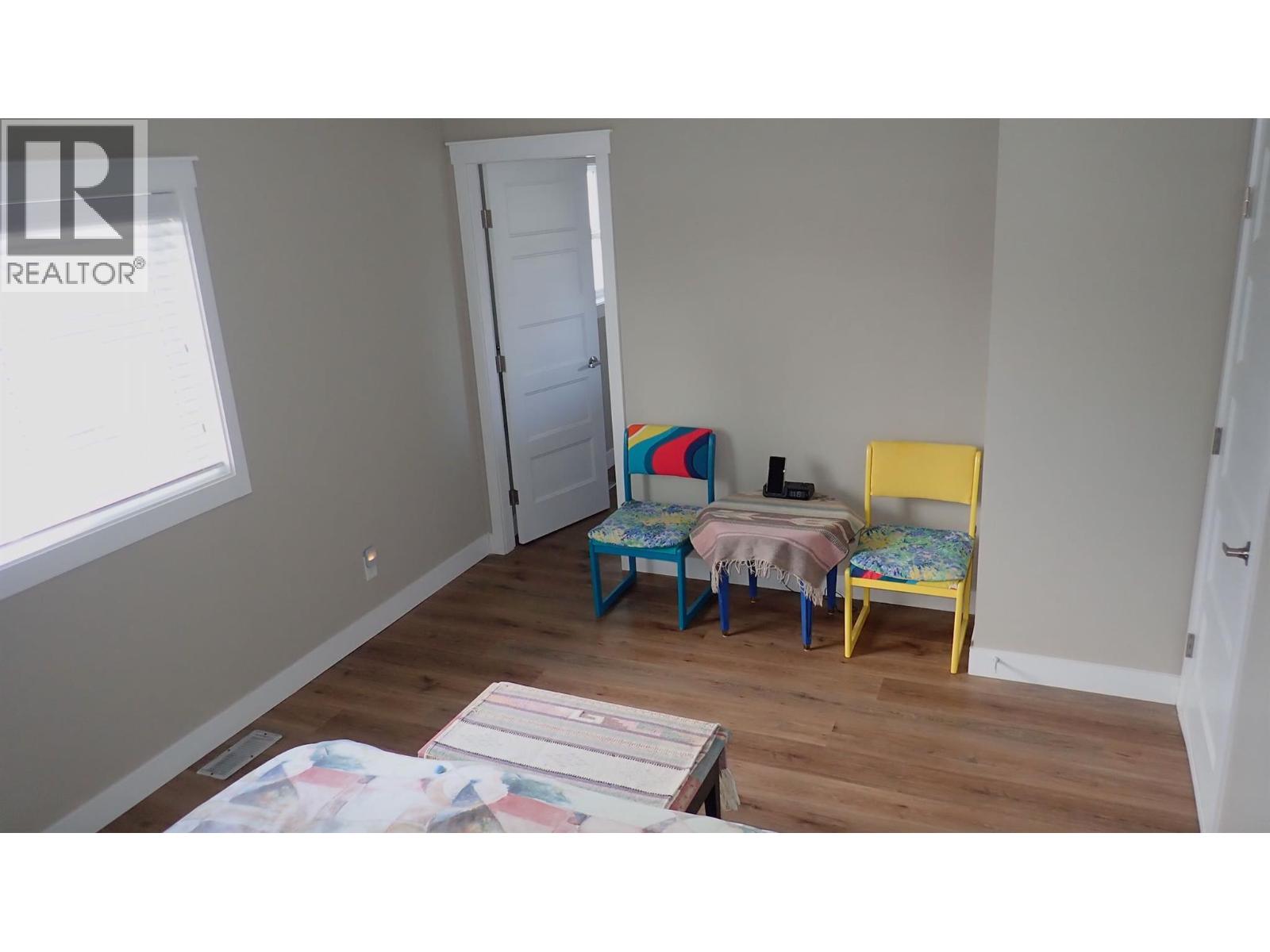 409 Polson Avenue, Enderby, British Columbia  V4Y 4A5 - Photo 10 - 10388084