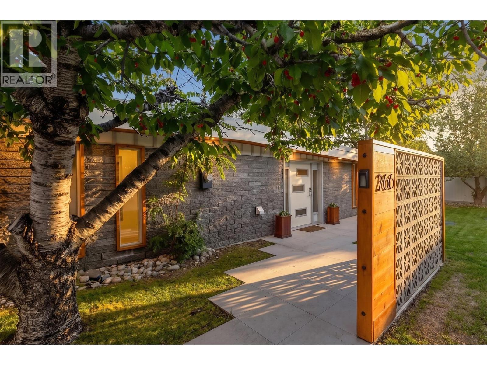 266 ALDER Avenue, kaleden, British Columbia