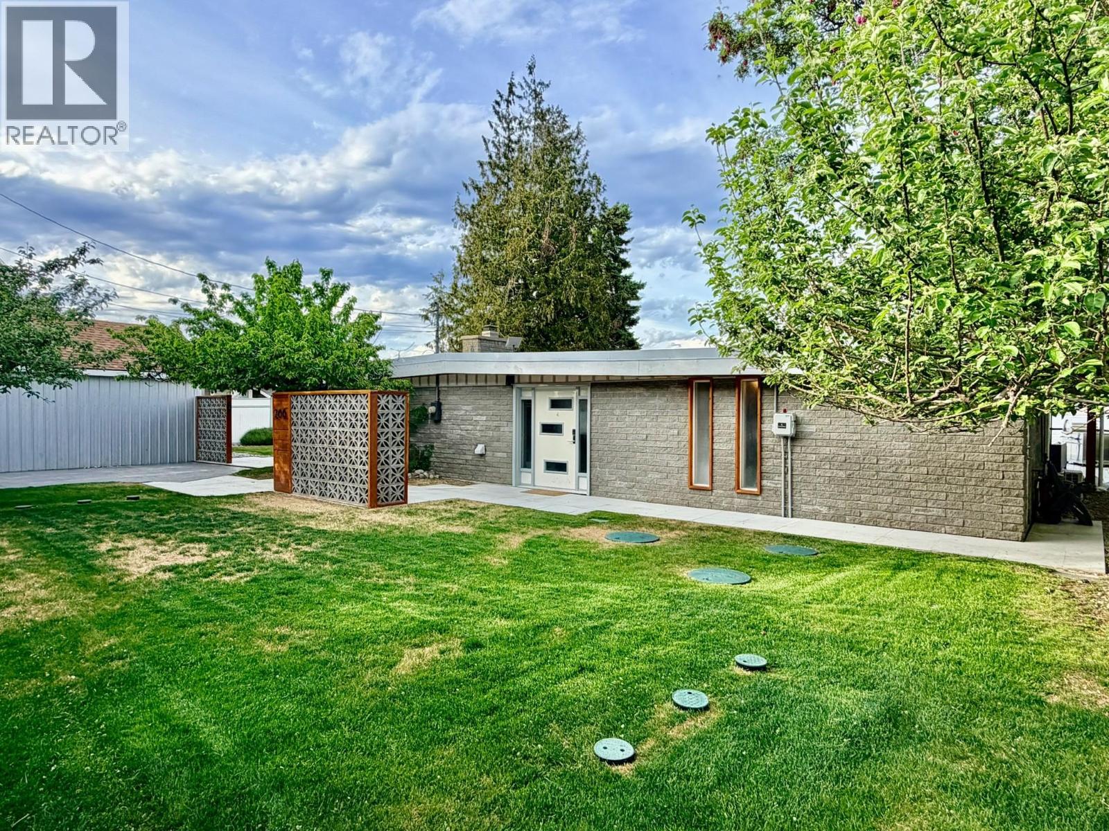 266 Alder Avenue, Kaleden, British Columbia  V0H 1K0 - Photo 90 - 10388029